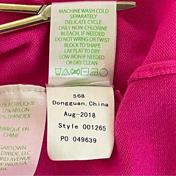 Lilly Pulitzer Women’s Pink Called Sweater Ruffle Cuff Gold Buttons Size X-Small - Picture 7 of 9